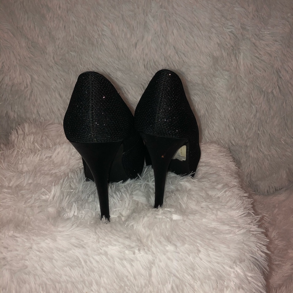 Back heels - Picture 4 of 5
